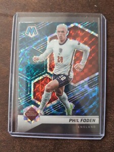 2021/22 Panini Mosaic Road to World Cup Genesis Prizms #39 Phil Foden England