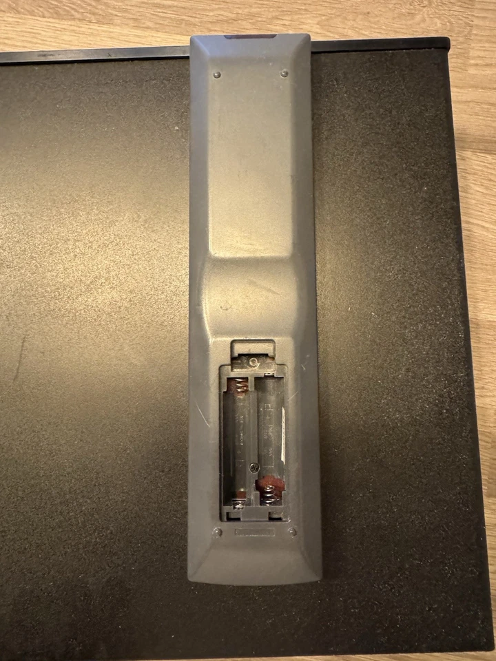 Yamaha NP-S303 Network Player RCA Analog Audio Highreso sound source Streaming - Image 4 of 4