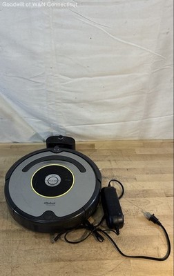 iRobot Roomba 630 Robotic Vacuum Cleaner With Charging Dock Untested