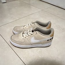 big kids air force 1 with floral accents size. 6.5y