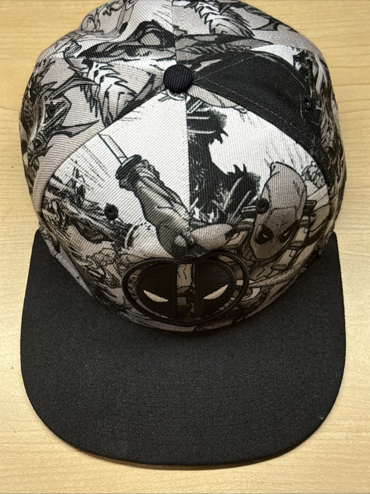 Marvel Deadpool comic art snapback hat black and … - image 4