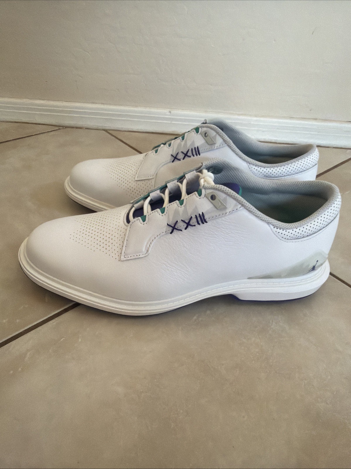 NIKE AIR JORDAN ADG 5 Golf Spikeless Shoes Mens 10.5 White Grape Purple FQ7874 thumbnail 3