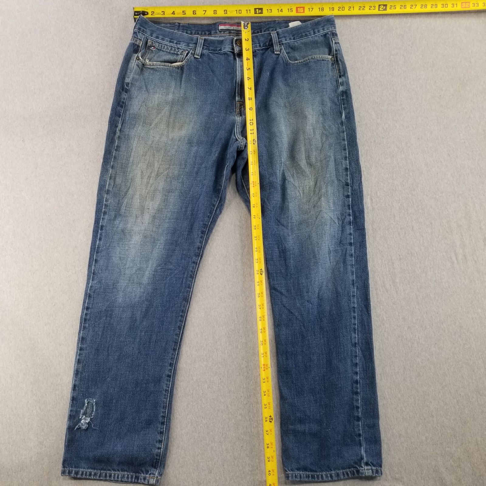 Tommy Hilfiger Jeans Men's Size 38x32 Straight High Quality Nice thumbnail 8