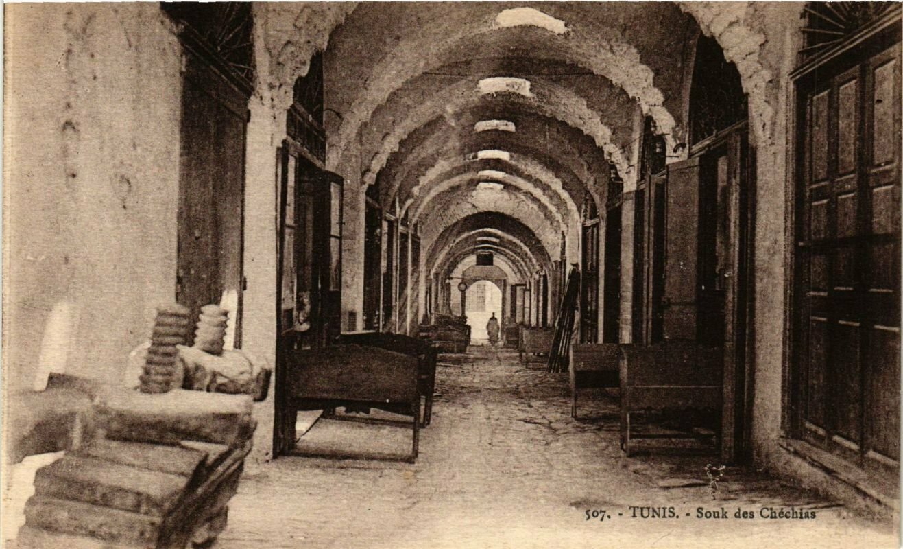 Tunisie - CPA Afrique > Tunisie Tunis le Souk des Chéchias - d'Amico