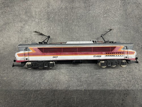 JOUEF Ho locomotive BB 25110 avec éclairage inversé