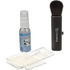 Giottos Optical 4 piece Cleaning Kit with Retracting Goats Hair Brush, Cloth, Li
