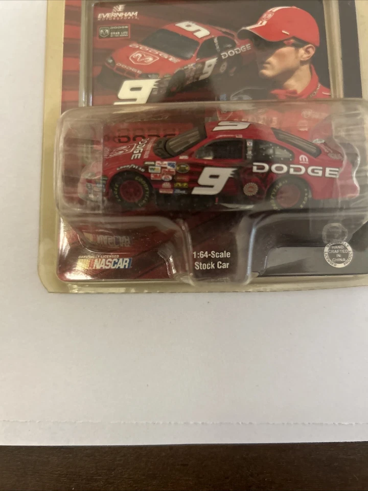 2004 Action NASCAR Kasey Kahne #9 Dodge Dealers Intrepid 1:64 Limited Ed 1/9120 - Image 4 of 4