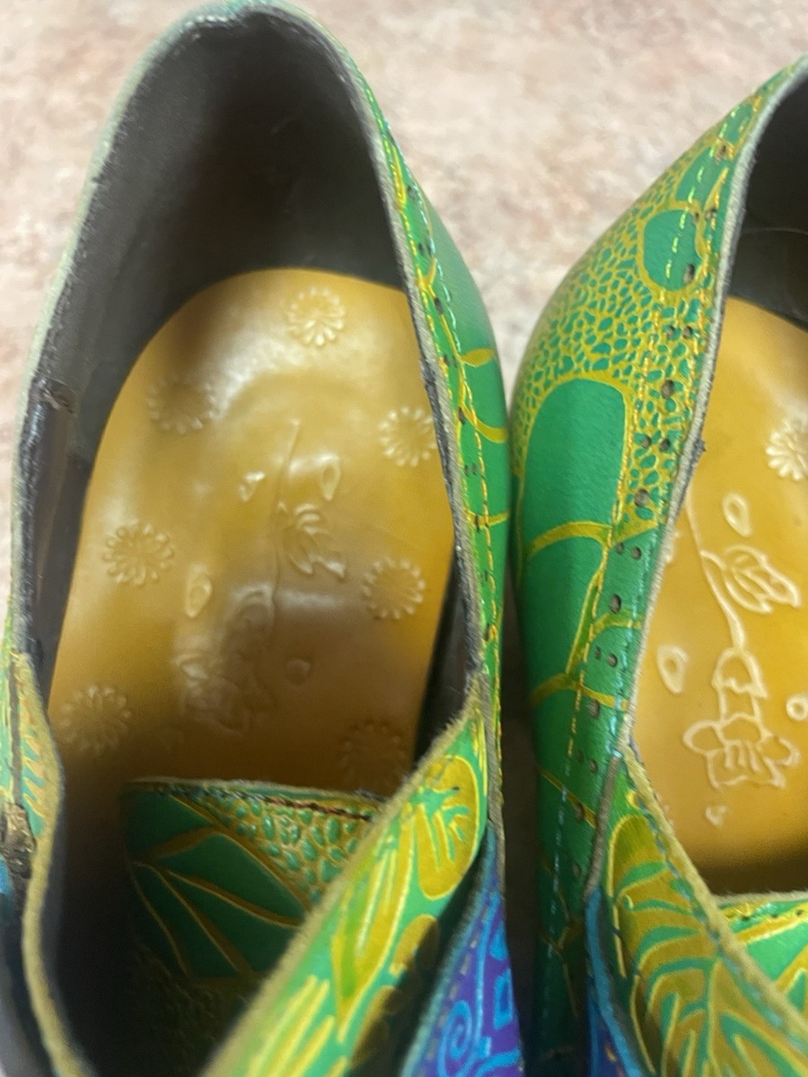 Floral Embossed Double Strap Monk Oxfords Vi Tage Style Bohemian  View 3