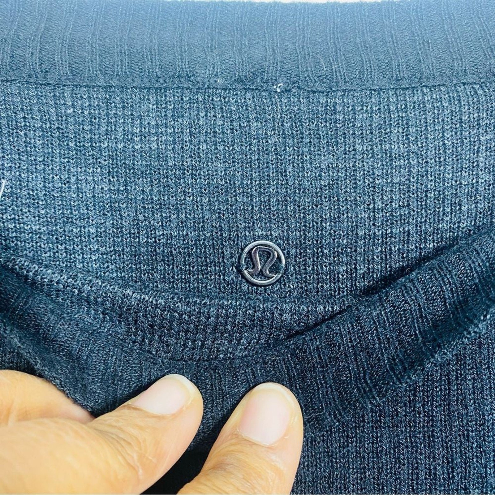 Lululemon Chai Time Pullover Reversible Thumb Hol… - image 3