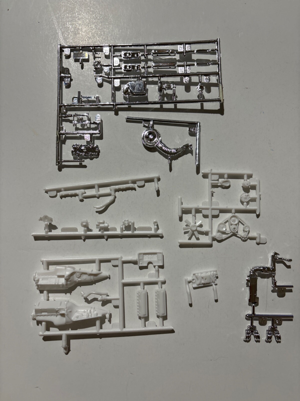 1986 MONTE CARLO SS MODEL KIT PARTS