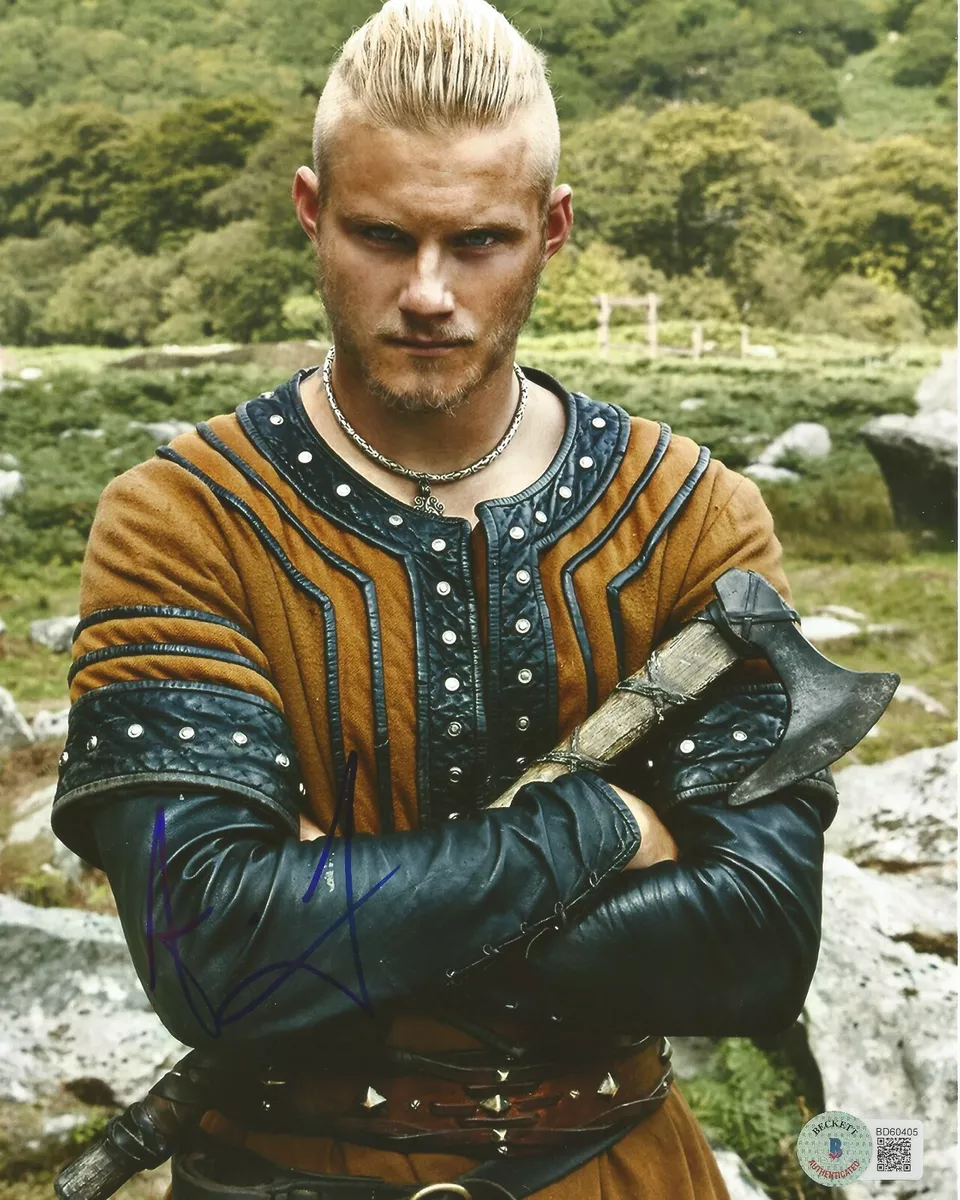 Vikings 8 x 10 Photo Alexander Ludwig/Bjorn Lothbrok About to