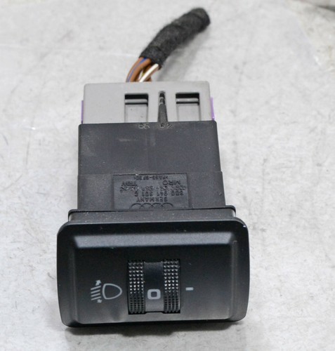 AUDI A4 B5 8D2 Facelift Limo Bj 99 Schalter LWR Scheinwerfer #76802-F67