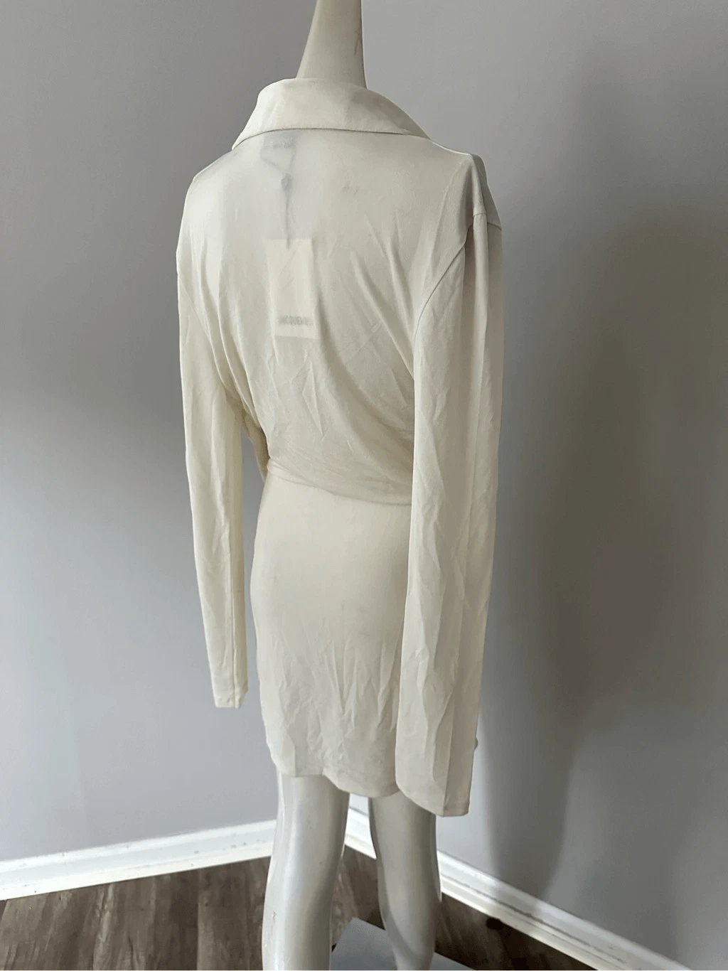 Mini abito Jacquemus La Robe Bahia in jersey di viscosa bianco sporco medio $605 nuovo con etichette
