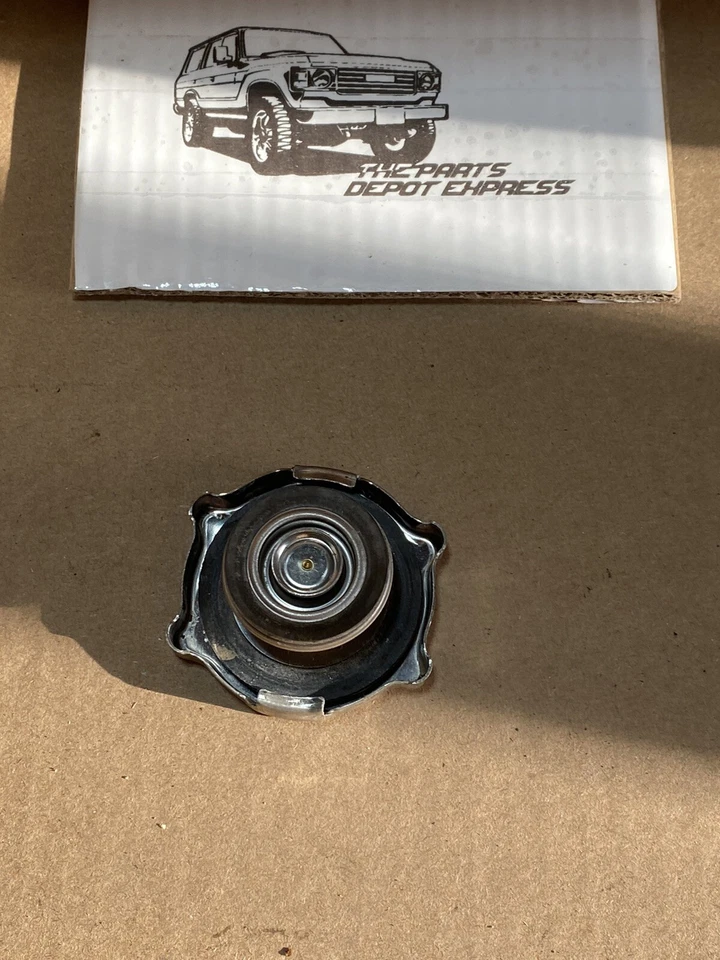 Tapa radiador Toyota Land Cruiser BJ60 FJ60 1980-1987 forma 3B motor diésel 3,4 L Foto 3 de 4