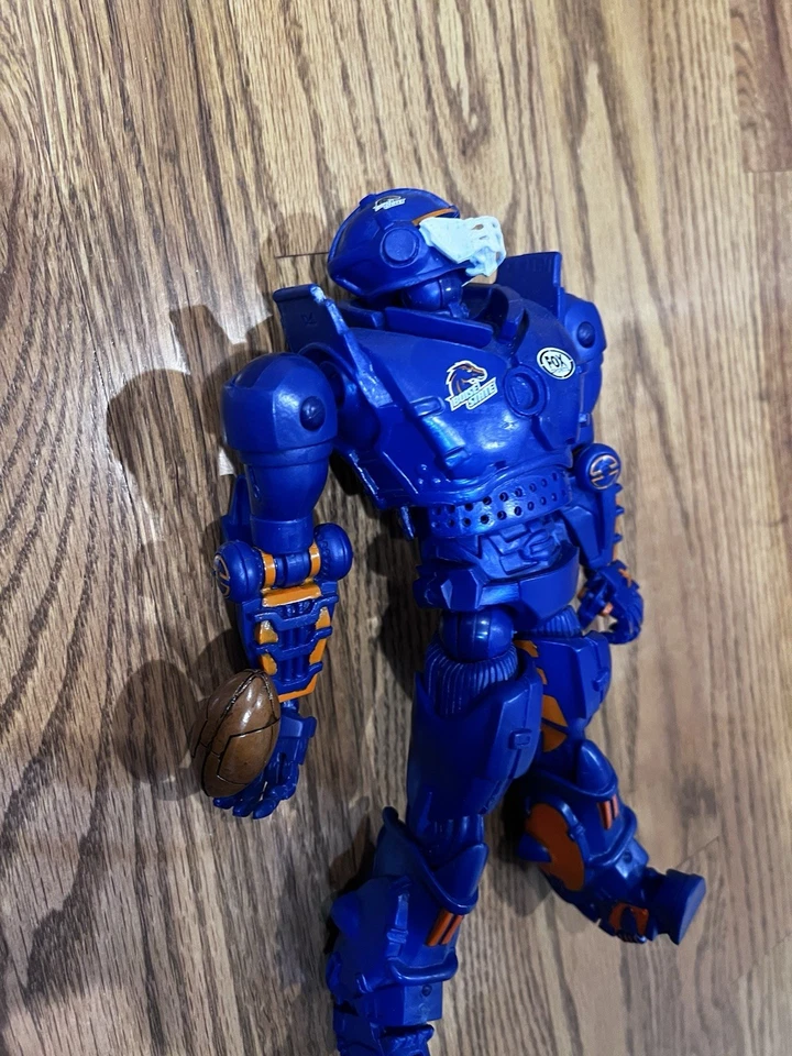 Robot de 10 pulgadas Fox Sports NCAA Boise State Cleatus Foto 2 de 2