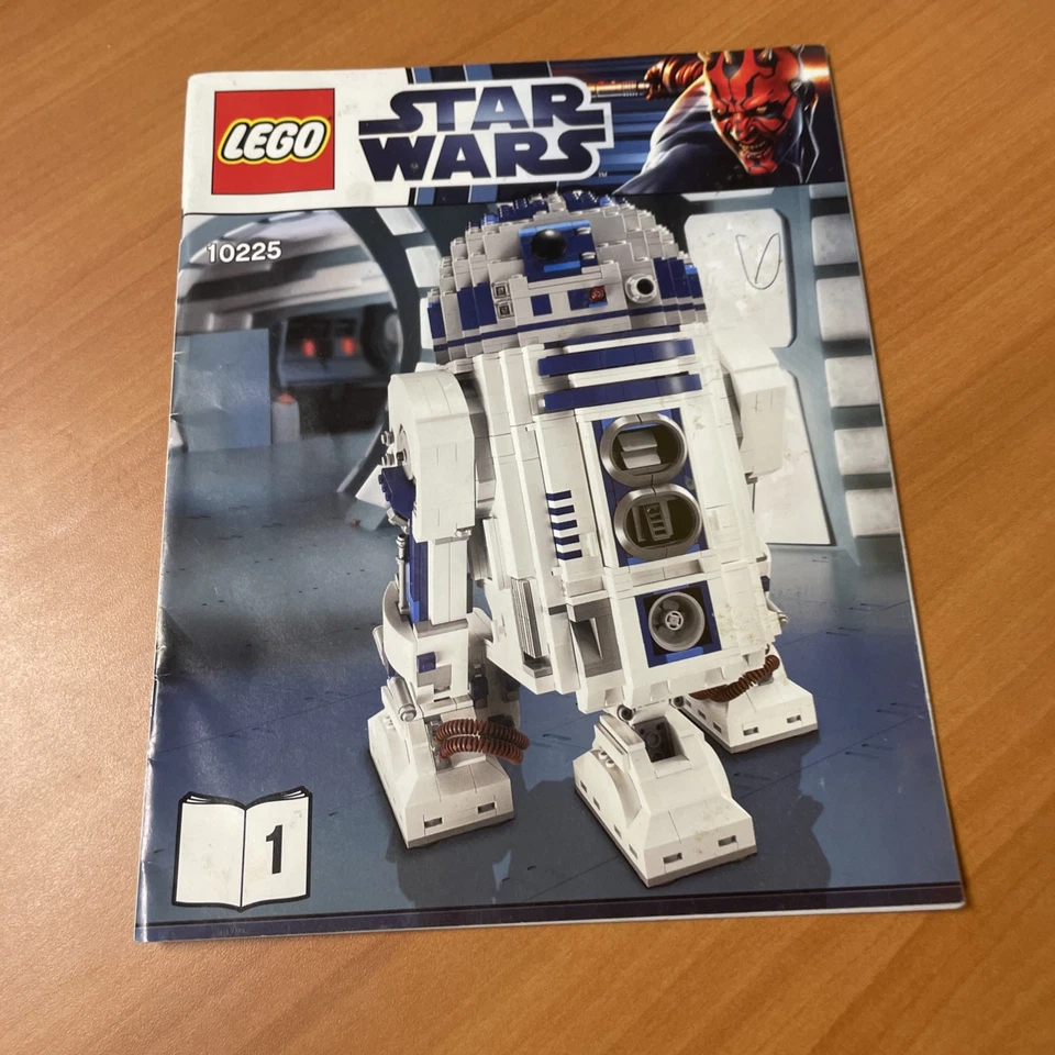 LEGO Star Wars: R2-D2 (10225) : INSTRUCTION MANUALS ONLY (All Three) - Image 2 of 4