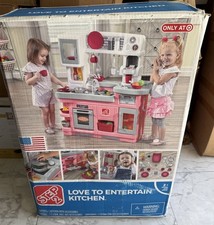 Step2 Love to Entertain Kitchen Kids Playset Pink New Open Box