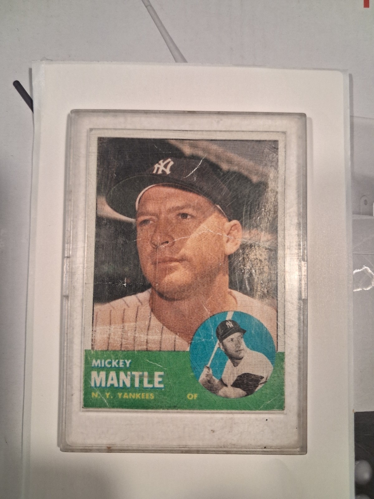 1963 Topps Mickey Mantle #200 