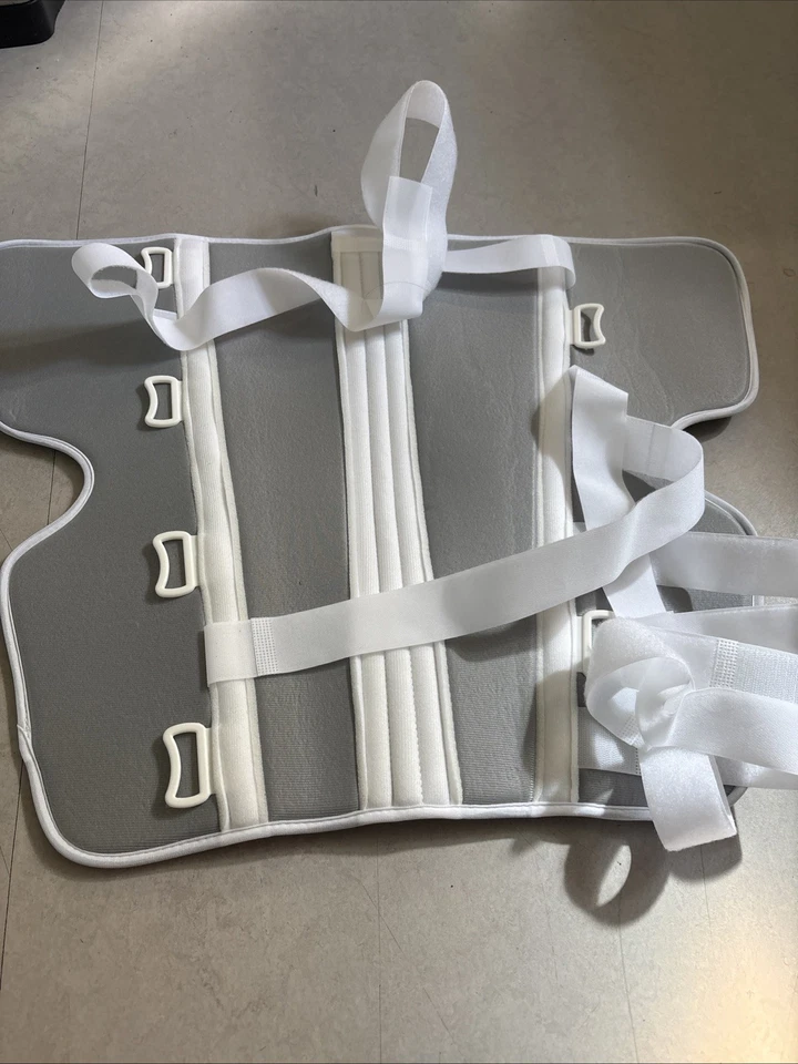 Soporte ortopédico médico para piernas bueno para lesiones o dolores en las piernas Foto 4 de 4