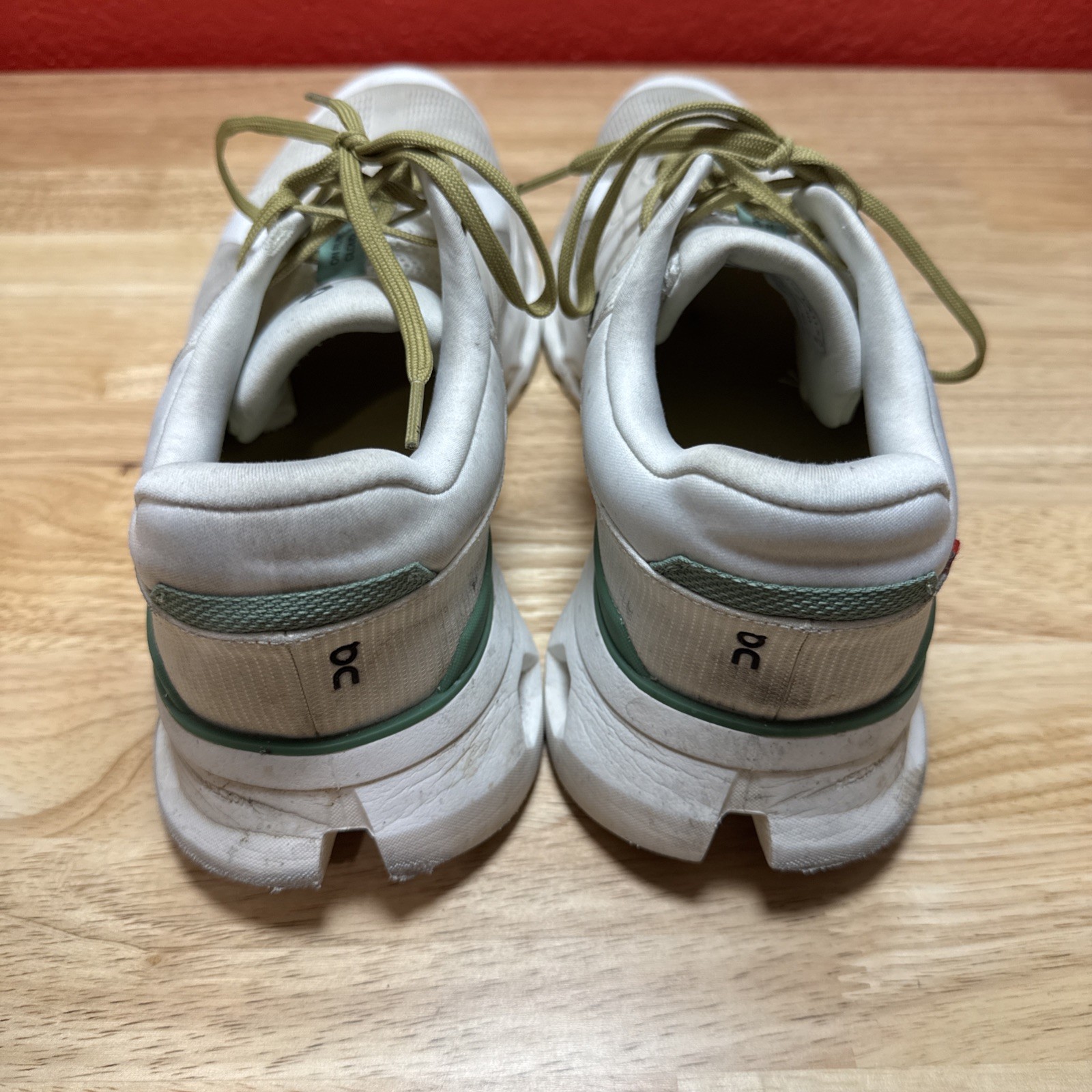 On Cloudrunner 2 Performance Shoe Undyed Green Wh… - image 5