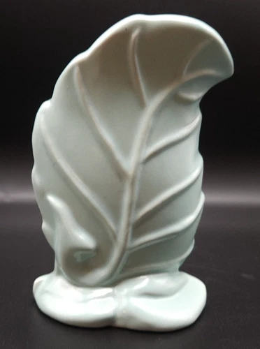 Royal Haeger Leaf Vase | Pale Green | Sculptural Mid-Century Form