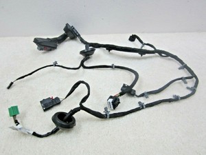 2015 - 2018 CHEVROLET / TAHOE GMC YUKON RIGHT REAR DOOR WIRING HARNESS