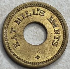 Eat Mills Mints Lucky Piece Chicago IL Slot Arcade Trade Game Token T4278