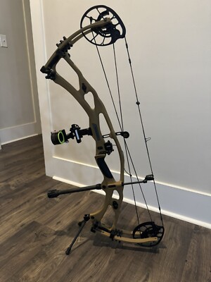 Hoyt RX 7 Ultra, Excellent Condition-Fully Loaded