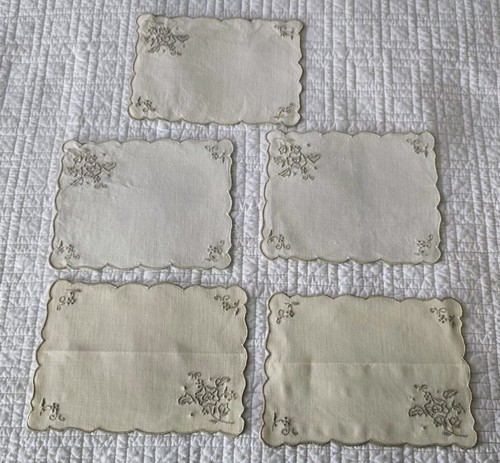 12 Servilletas de Cóctel Marghab Vintage Hibisco Floral Patrón Festoneado - Imagen 8 de 8