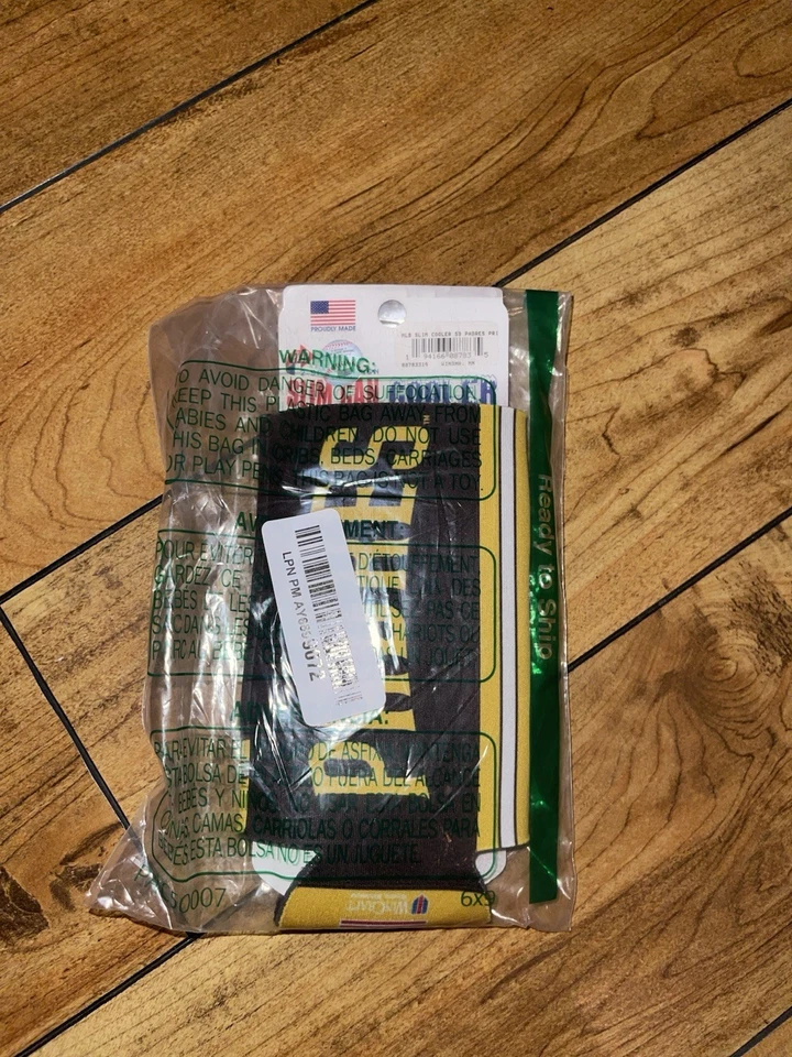 San Diego Padres Slim Can Cooler - Image 2 of 3