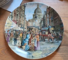 Davenport Pottery - Limited Edition - The Flower Seller - the cries of London ! 