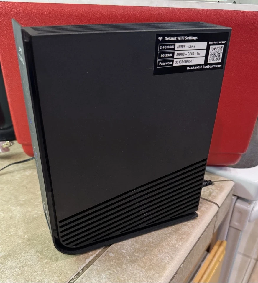 ARRIS Surfboard SBG6950AC2 Cable Modem & Wi-Fi Router DOCSIS 3.0 - Image 3 of 4