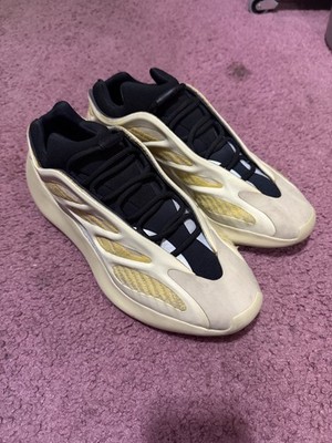 Yeezy Boost Adidas G54853 Mens Adidas Yeezy 700 V3 'Safflower