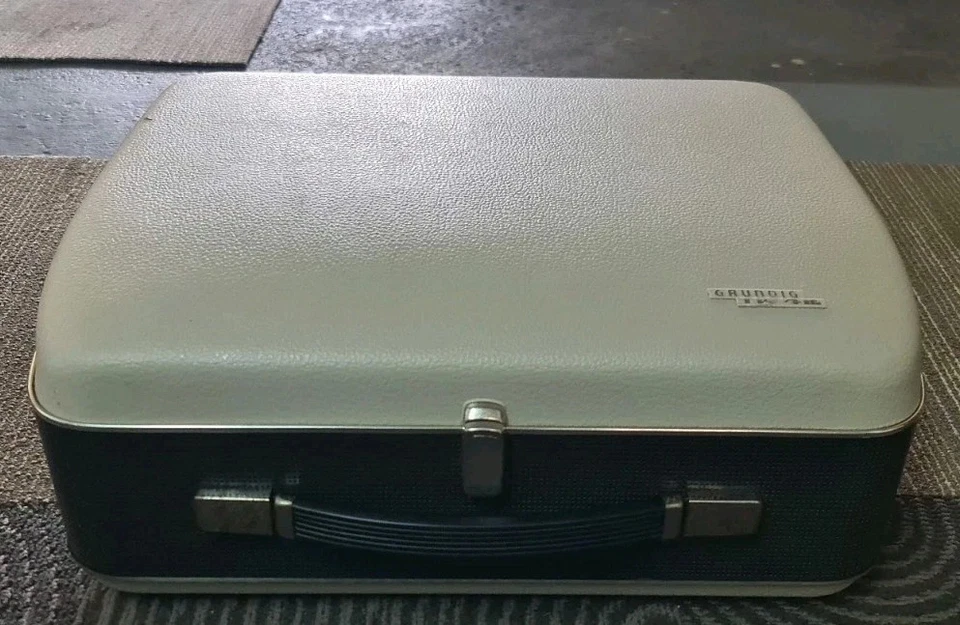 VINTAGE GRUNDIG 1960,s/ REEL TO REEL/ /MADE IN GERMANY - Image 3 of 4