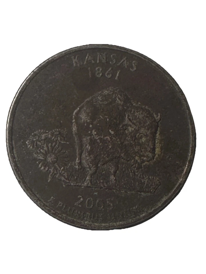 RARE! 2005-D Kansas Washington Quarter Struck on wrong Planchet - Image 2 of 4