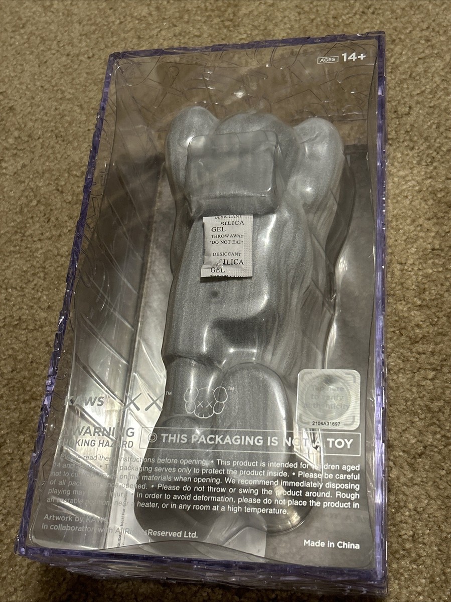 Kaws Holiday Singapore Vinyl Figure Black 2021 With Original