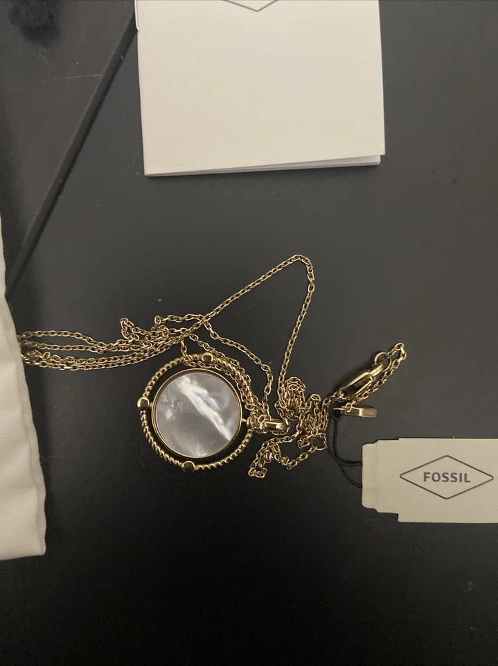 Fossil Vintage Vacation White Mother-of-Pearl Necklace JF03800710 Mother Pearl - Image 2 of 4