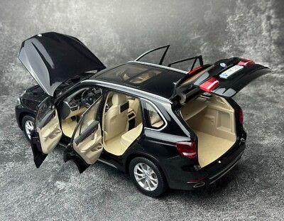 Paragon 1/18 Scale BMW X5 F15 SUV BLACK Diecast Car Model Toy Gift