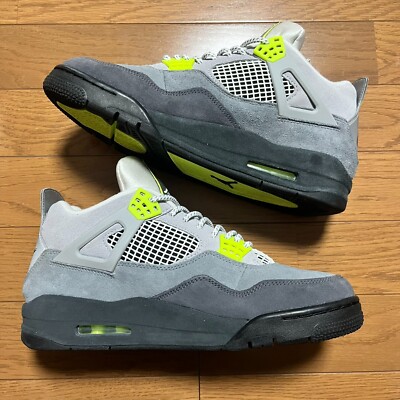 Size 9.5 Nike Air Jordan 4 Retro SE Mid Neon Green Mens Black
