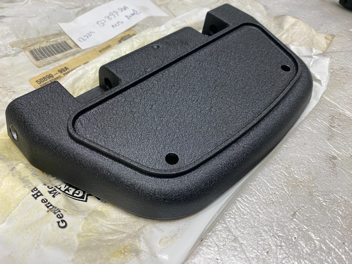 OEM Harley Davidson Passenger Floorboard Tray NOS FLD Dyna Softail