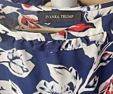 Ivanka Trump Size L? Floral Pullover Blouse Blue Flowy Flowers Ruffes Tunic