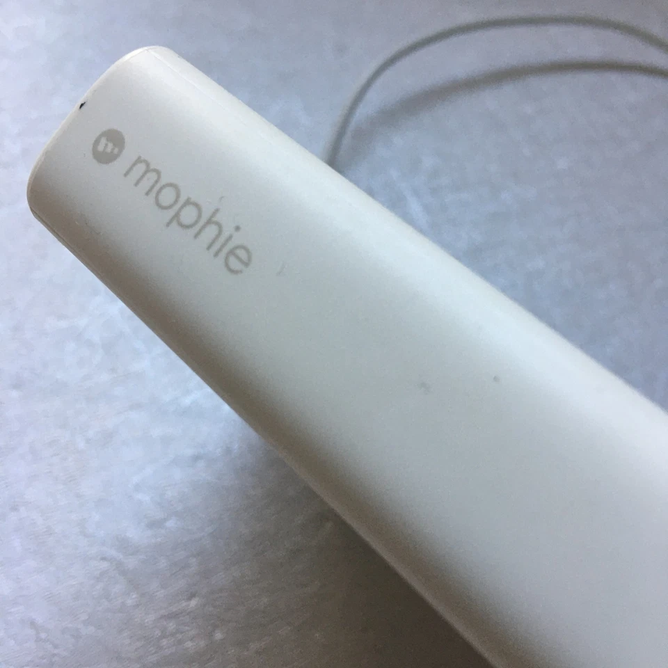 Mophie Power Boost XXL 20800 mAh Rechargeable Power Bank White With USB Cable - Image 2 of 4