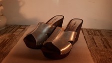 High Heels Clogs Wedges Holzoptik Keilabsatz