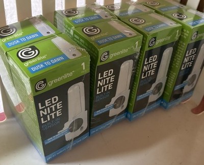 10 - Pack Greenlite LED Night Light Dusk to Dawn Auto Sensor Plug-In NEW