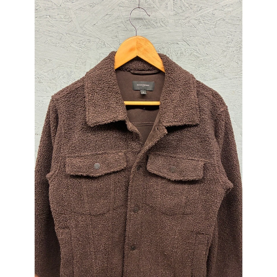 Chaqueta de camionero Banana Republic Sherpa para mujer pequeña marrón con cuello abotonado Foto 2 de 4