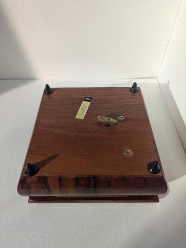Vintage Sorrento Inlaid Floral Polished Veneer Wooden Music Box - Bild 7 von 7