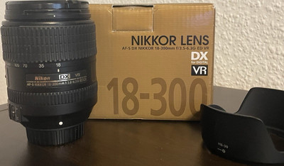 Nikon AF-S DX NIKKOR 18-300mm f/3.5-5.6G ED VR Zoomobjektiv Nikon F Auto/Manuell