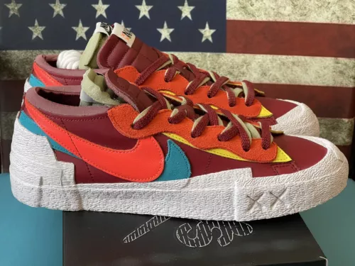 Nike Blazer Low x KAWS x SACAI Team Red 2021  DM7901-600 DS Band New 10.5M/12W