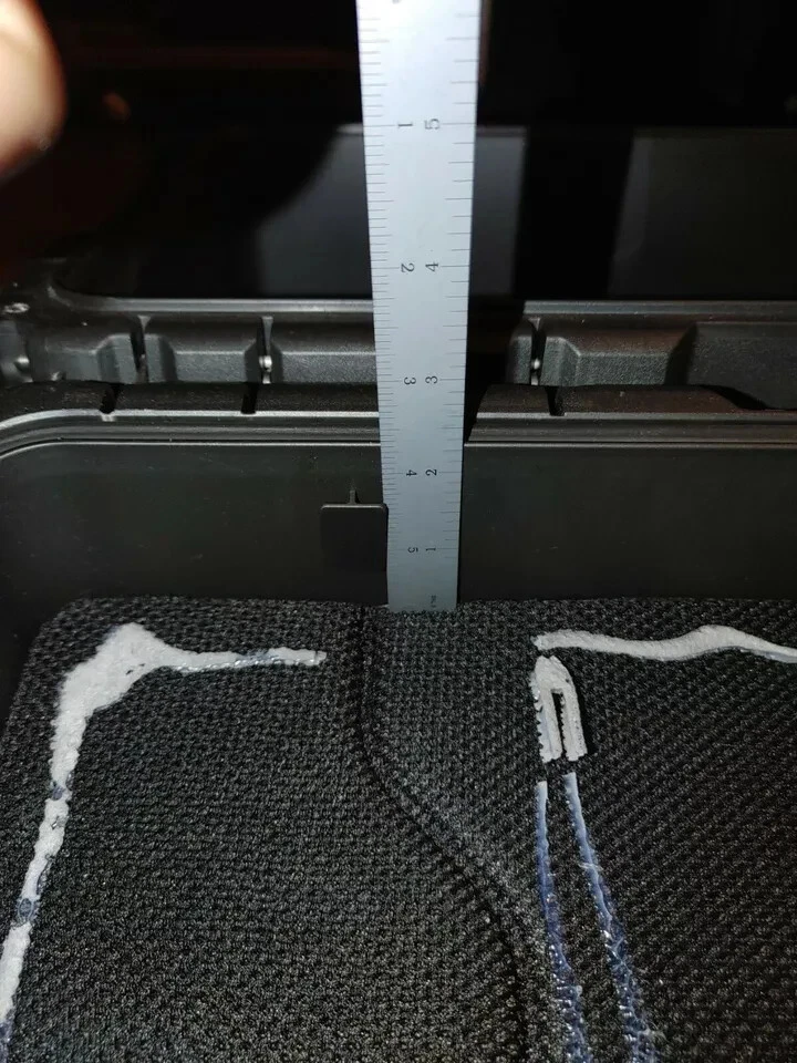 Pelican Elite Luggage Series LockOnly negro con forro azul Foto 4 de 4