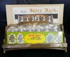 GRANTS Wood Spice and Herb Rack W/ 6 Bottles & 12 Spice Labels. New in package